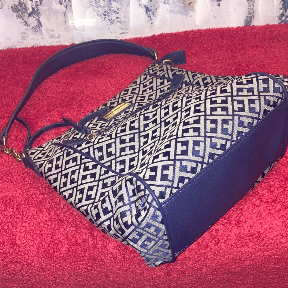 Tommy  Hilfiger Navy Blue / Beige Embossed Allover Monogram  Shoulder Bag - Picture 9 of 14